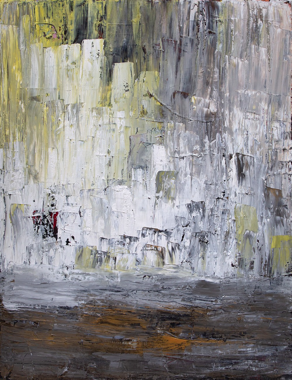 Peinture abstraite de Patrice Camparmo en Occitanie, nuances de gris, jaune pâle et brun à texture épaisse,